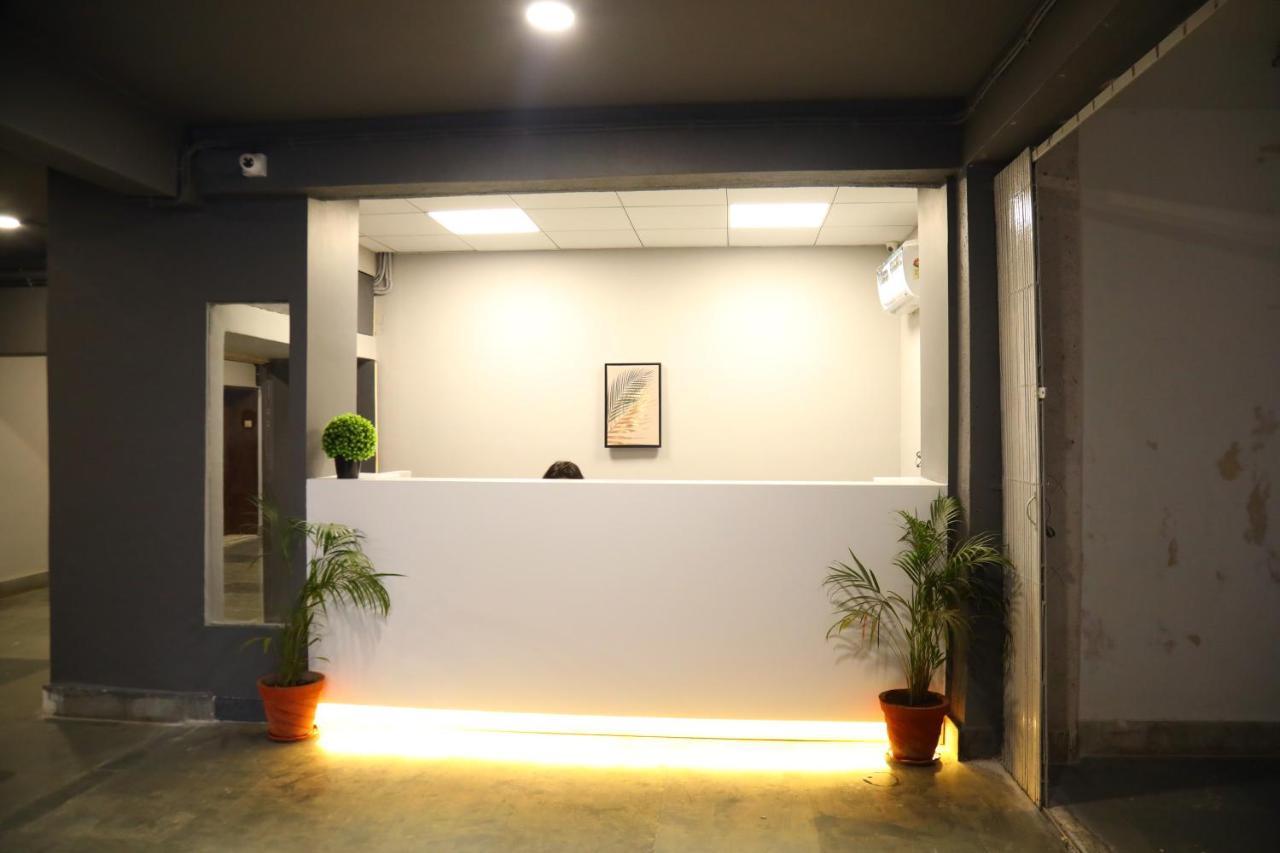 Country Inn & Suites By Turtle Bombay Extérieur photo